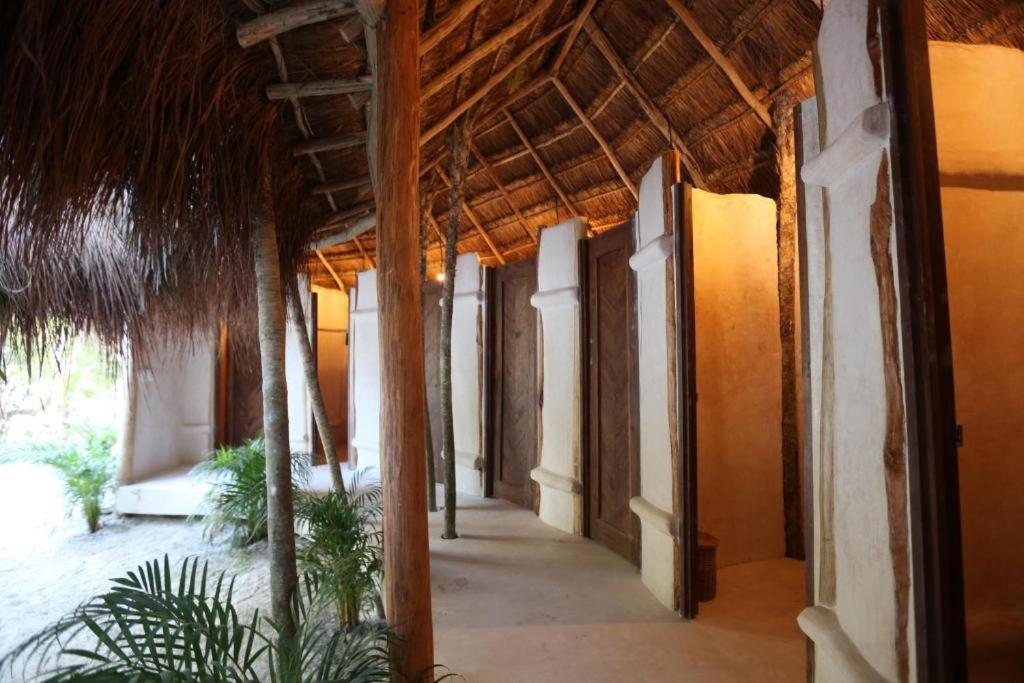 Ikal Tulum Hotel Ngoại thất bức ảnh Interior of the Palace of Columns