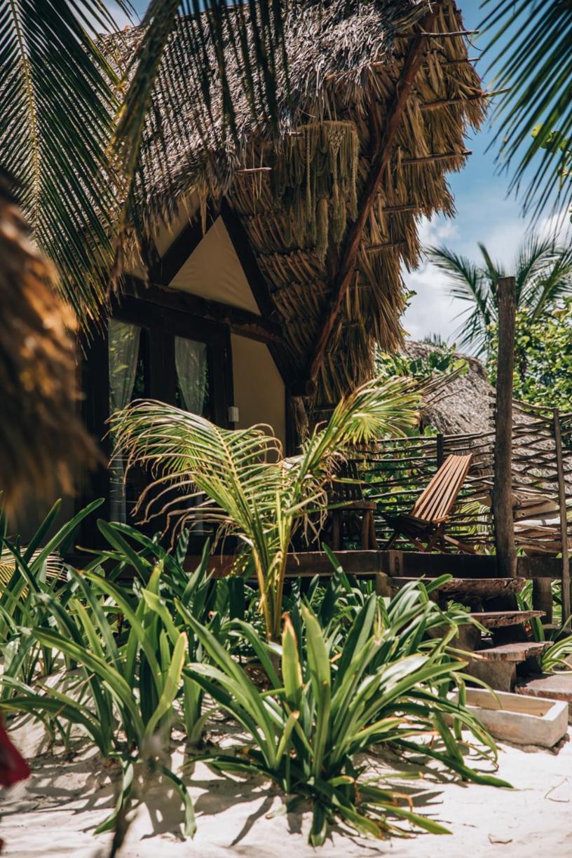 Ikal Tulum Hotel Ngoại thất bức ảnh A view of the resort